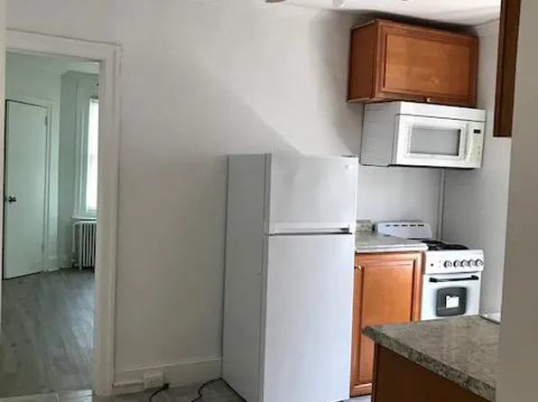 2111 S 22nd St, Philadelphia, PA 19145