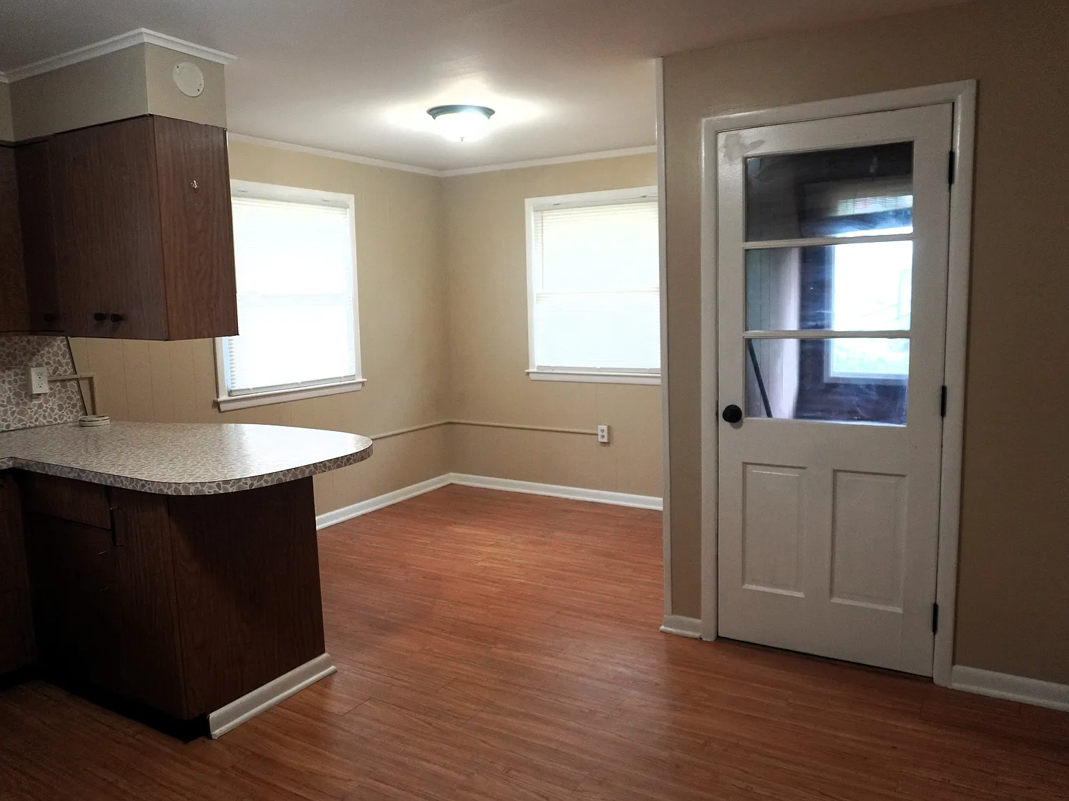 2 bed, 957 sqft, $2,600 — Photo 2