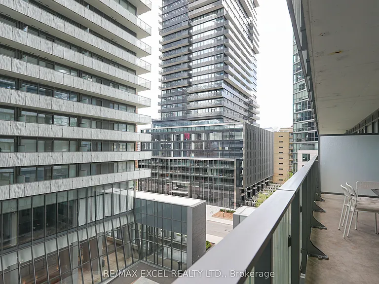 42 Charles St E #510 — Photo 17