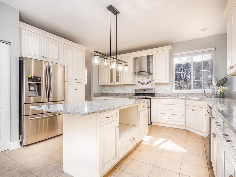 33 River Oaks Cir E — Photo 8