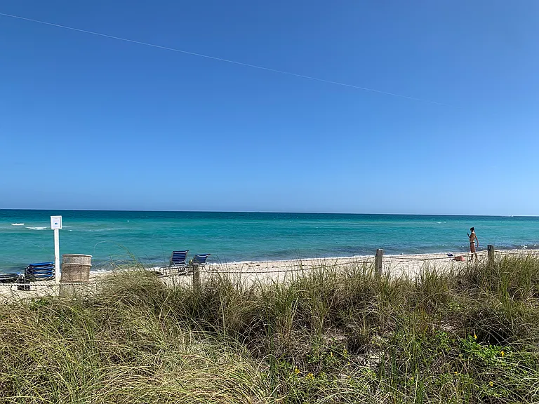 6917 Collins Ave #622 — Photo 47