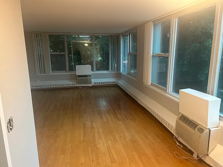5649-50 N Sheridan Rd #2A — Photo 5