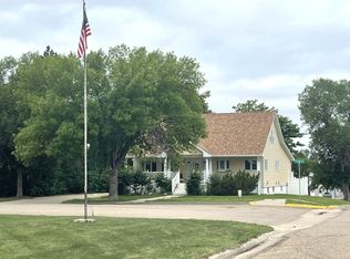 201 S 6th St, Onida, SD 57564