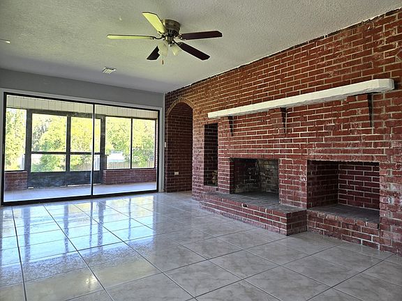 5th image of 11539 SE 54th Ave