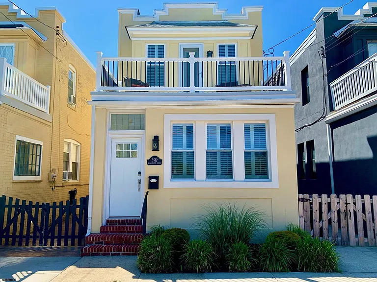 6512 Winchester Ave — Photo 1