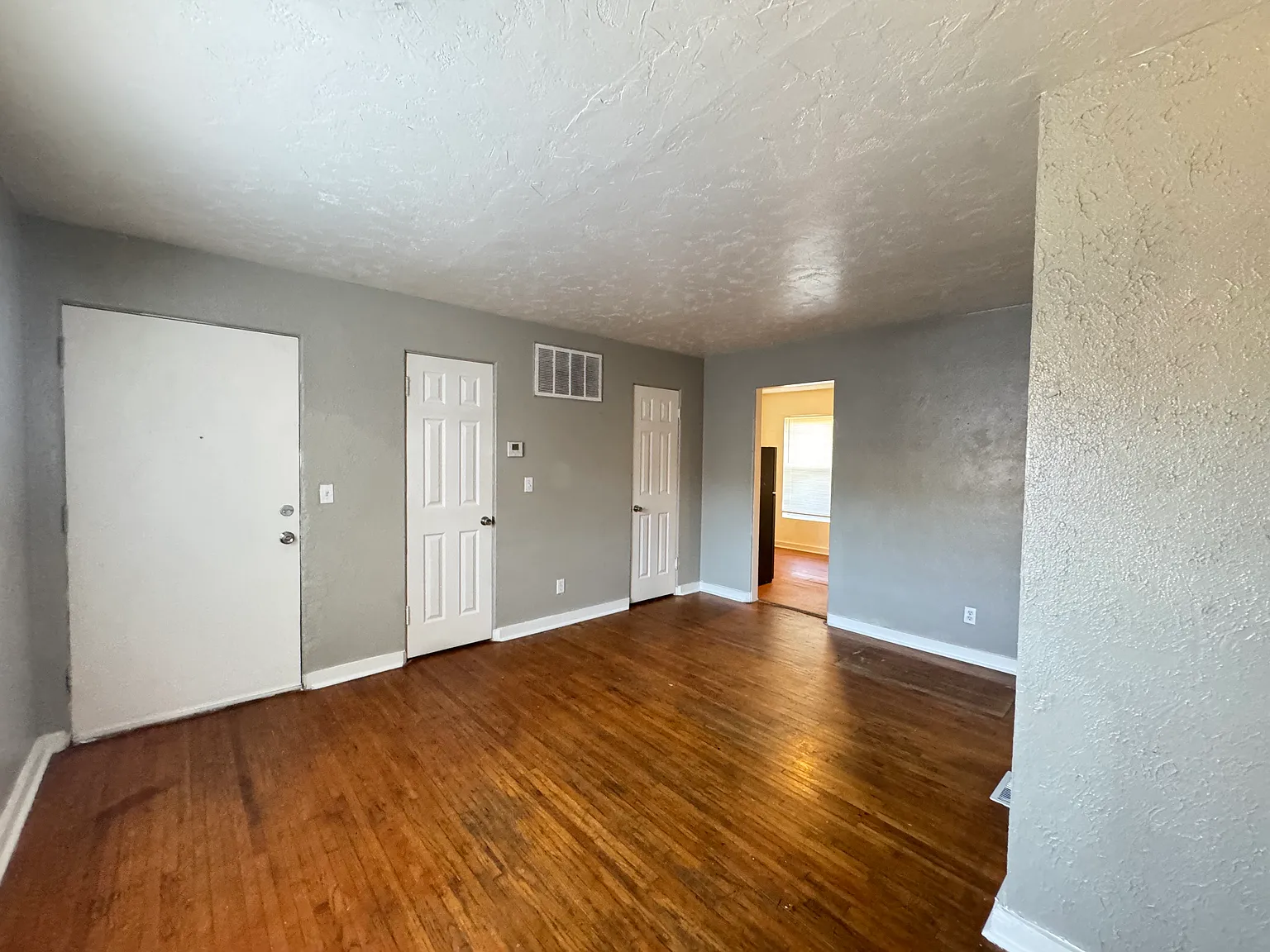2 bed, 725 sqft, $845 — Photo 4