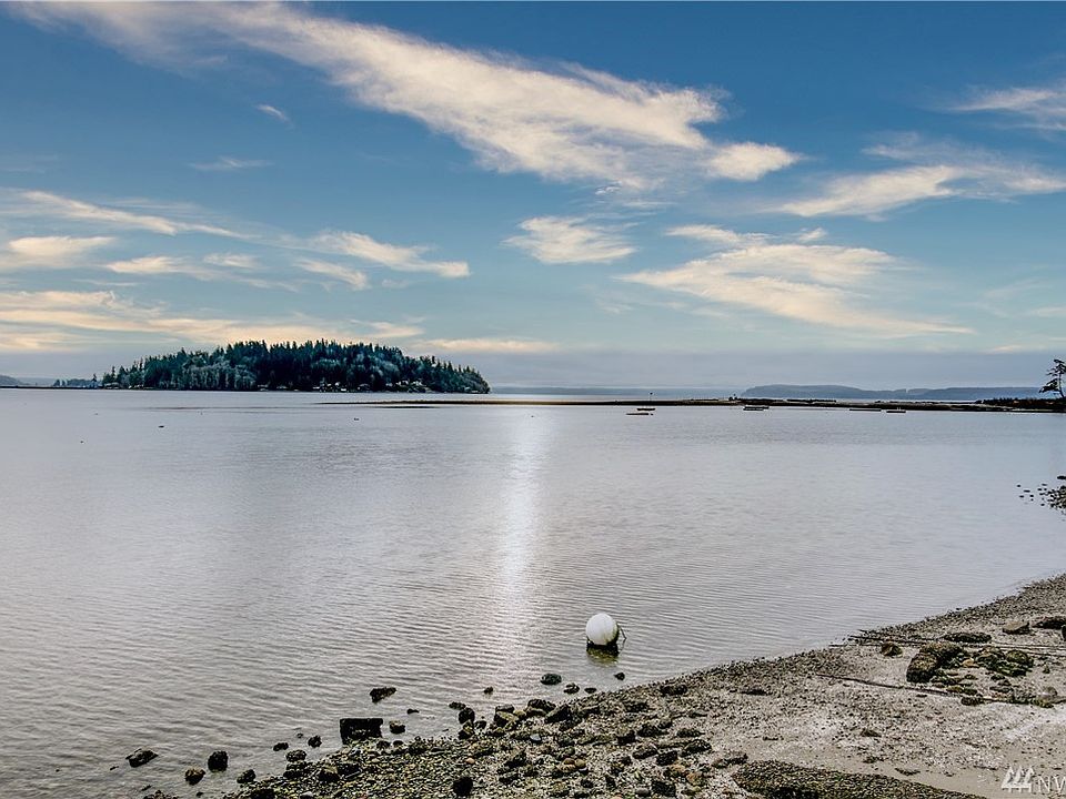 1st image of 2909 Horsehead Bay Dr NW