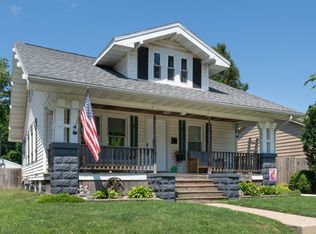 1617 S Roosevelt Ave, Bloomington, IL
