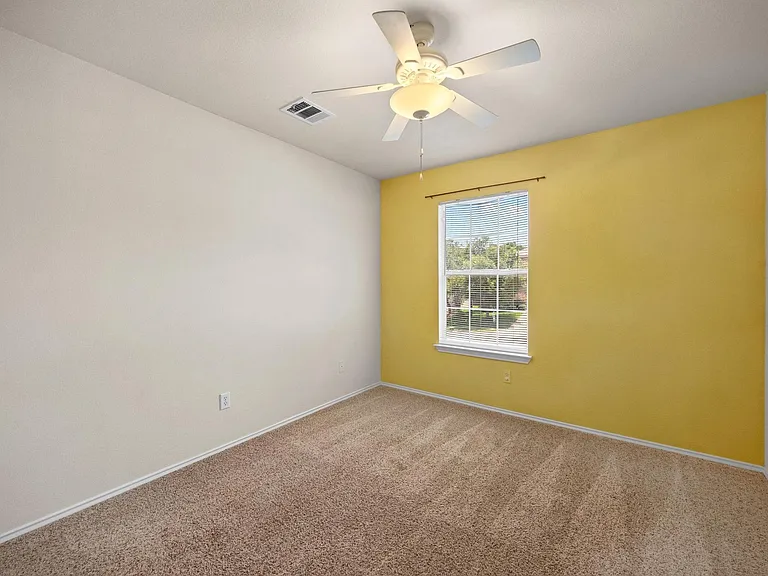 9400 Billingham Trl — Photo 27
