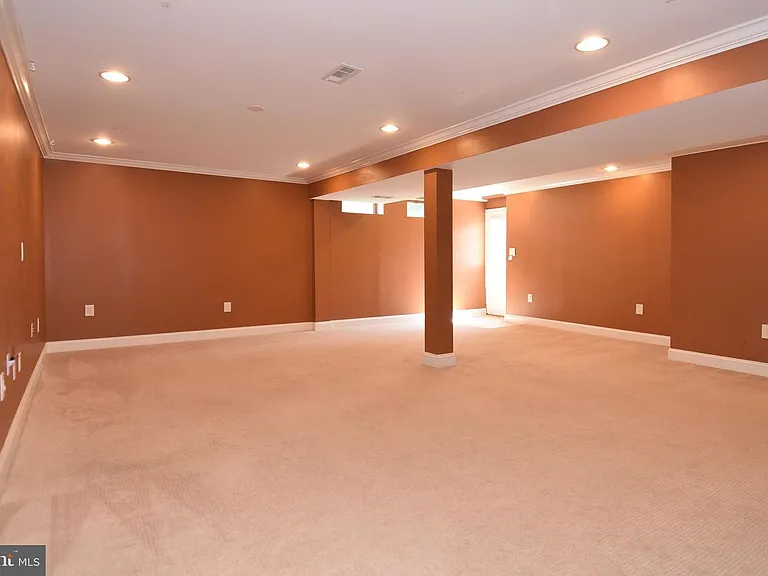 4037 Broadwire Dr — Photo 37