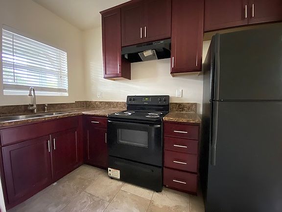 5th image of 2424 A St