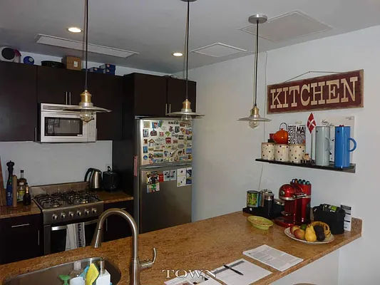 Rented by Town Residential | media 28