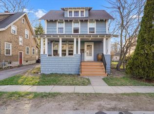 1095 Regent Street, Niskayuna, NY 12309