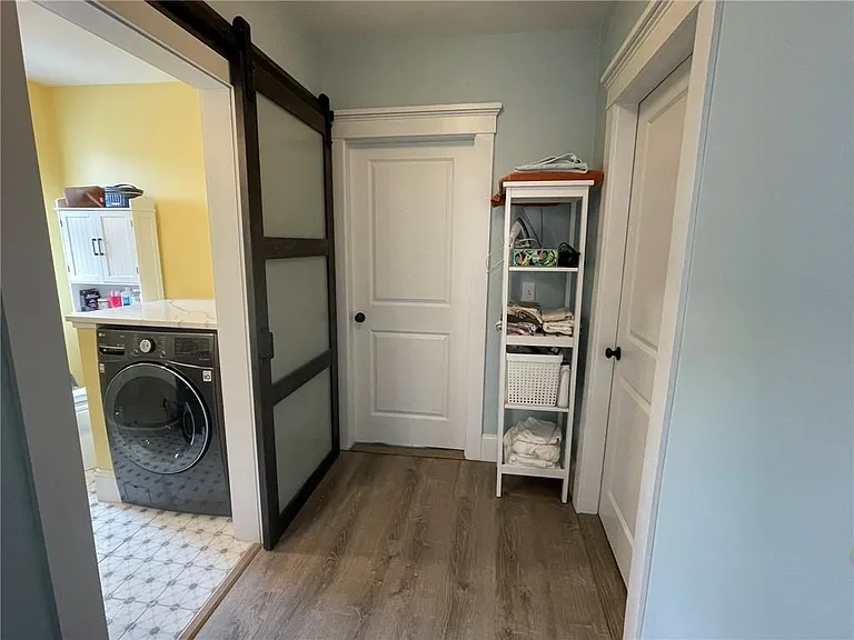 35 Elm St #B — Photo 10