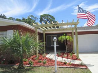 2685 Shady Oaks Dr, Titusville, FL 32796