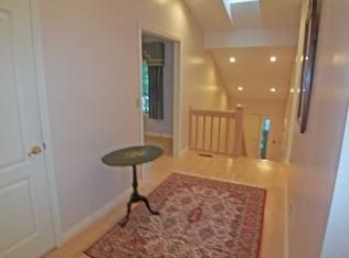 25 Iron Woods Dr, Cincinnati, OH