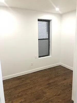 Rented by Rapid Realty Forest Hills | media 10