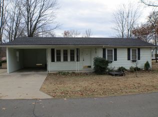 610 Clarence St, Mountain View, AR 72560