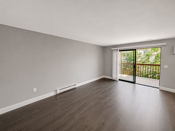 3rd image of 309 Crystal Ave #9A