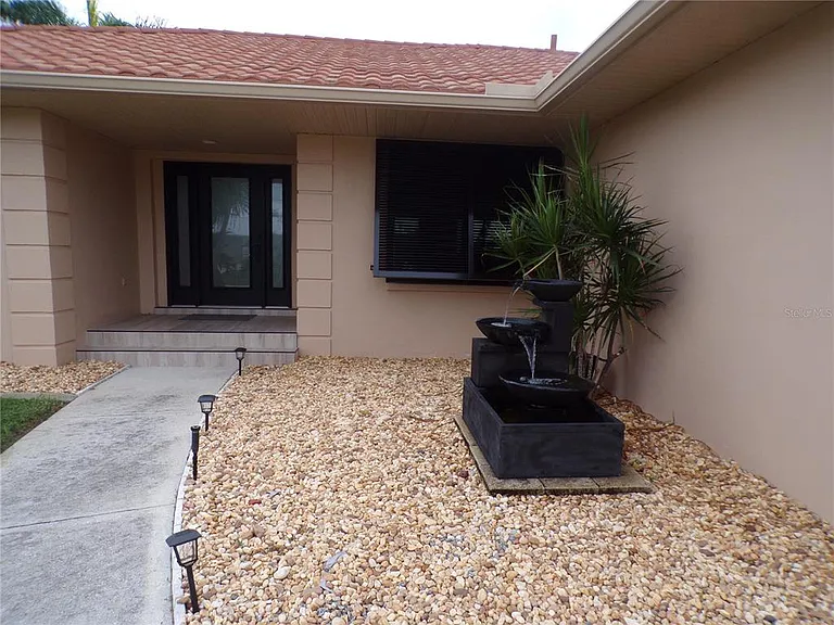 510 Medici Ct — Photo 2