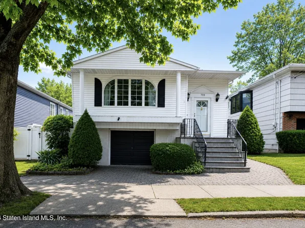 799 Davis Ave, Staten Island, NY 10310