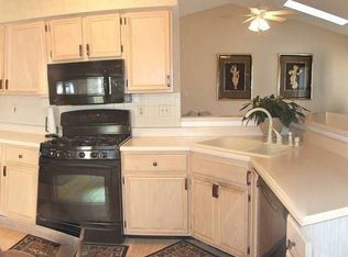 12 Hidden Hills Dr, Saint Charles, MO