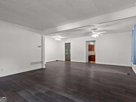 5th image of 317 Argus Cir NW