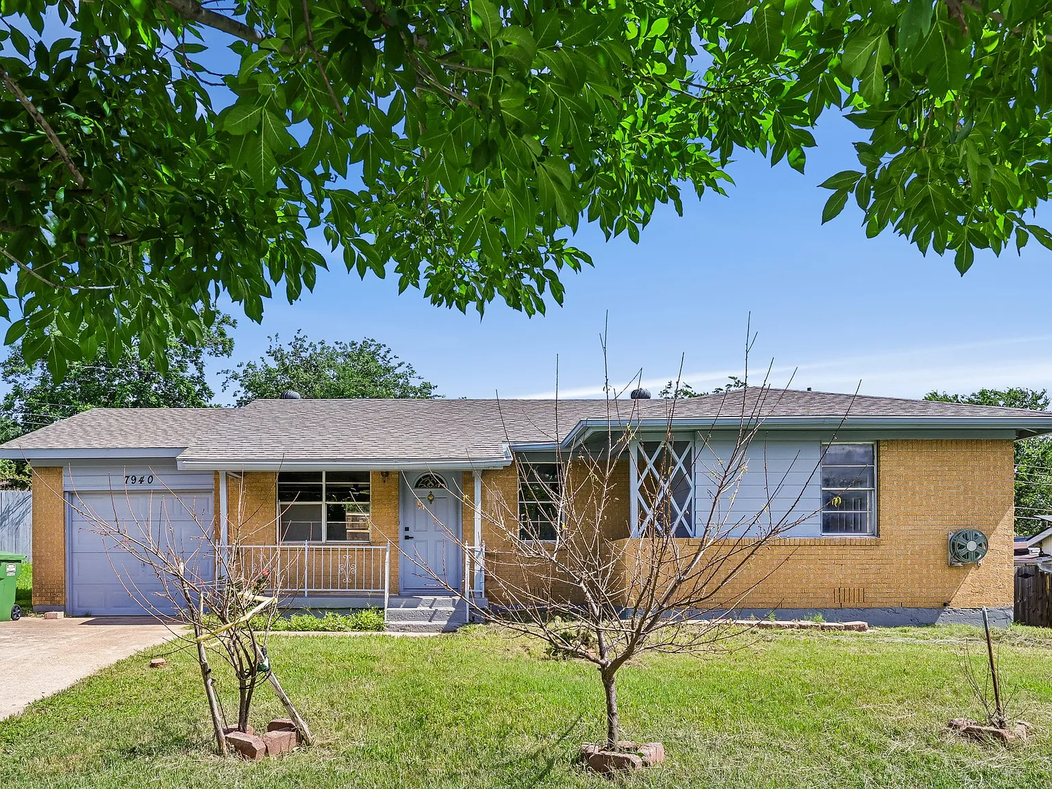 7940 Chaparral Dr — Photo 3