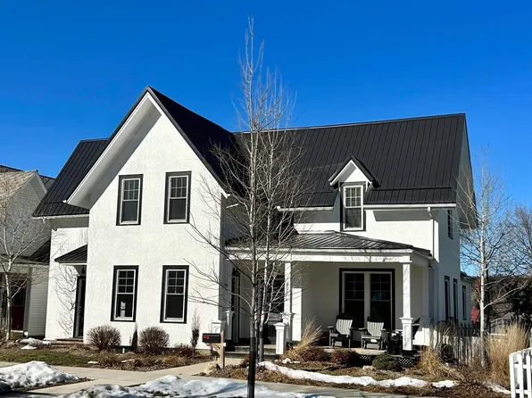 404 W Broadway St, Decorah, IA 52101