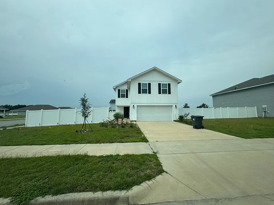 145 Arrowwood Blvd