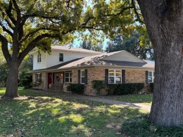 1522 W Tucker Blvd, Arlington, TX 76013