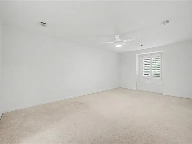 3868 Emerson St — Photo 23