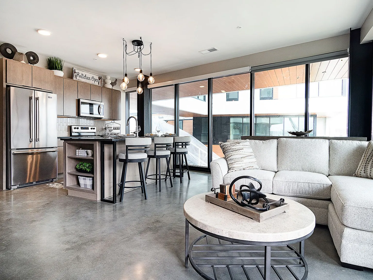 Tribute Apartments at R1VER — Photo 3