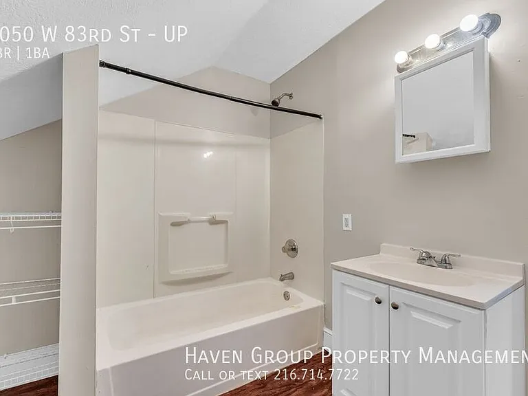 2050 W 83rd St #UP — Photo 13