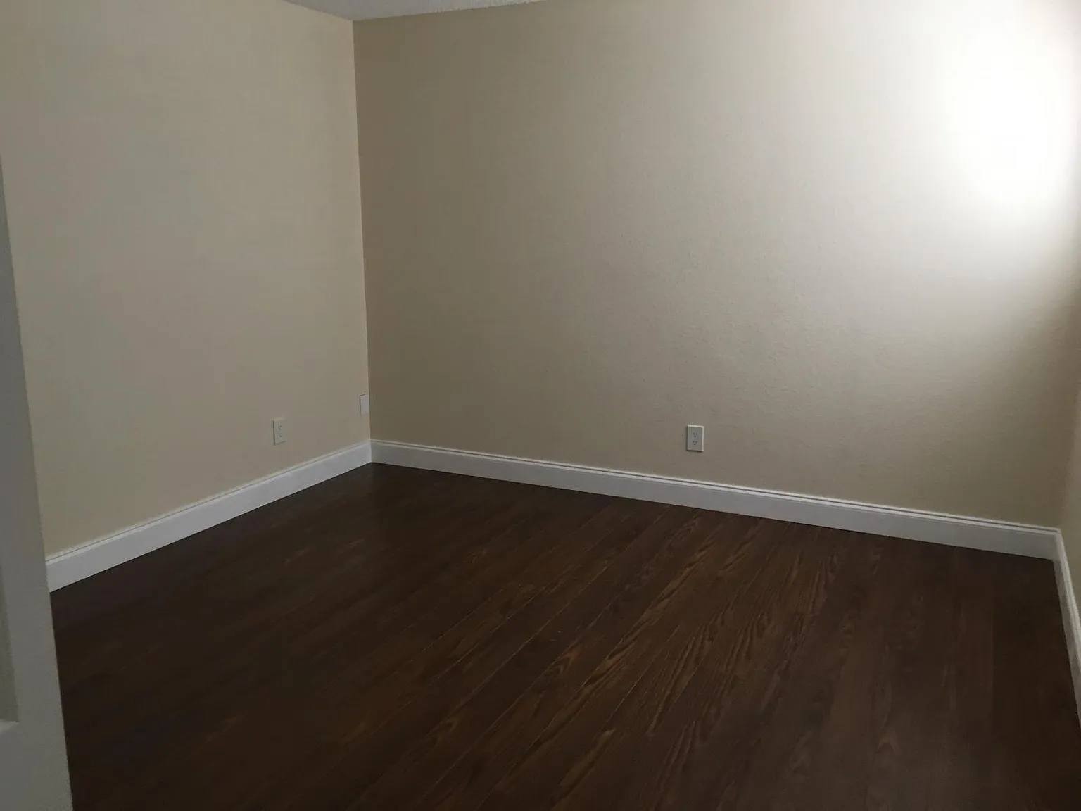 1 bed, 755 sqft, $1,350 — Photo 3