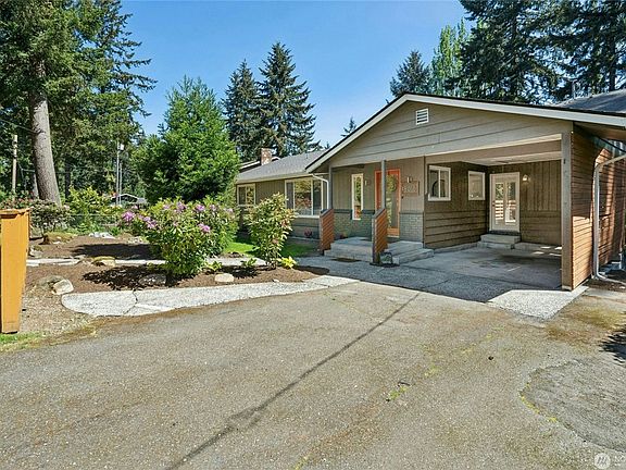 2nd image of 19016 Firlands Way N