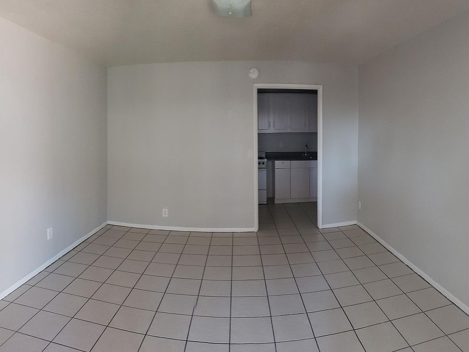 1st image of 3358 N 15th Ave APT 08