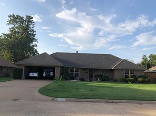2002 Live Oaks, Enid, OK 73703