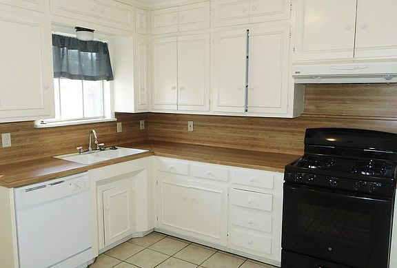 3rd image of 516 Beechwood Dr