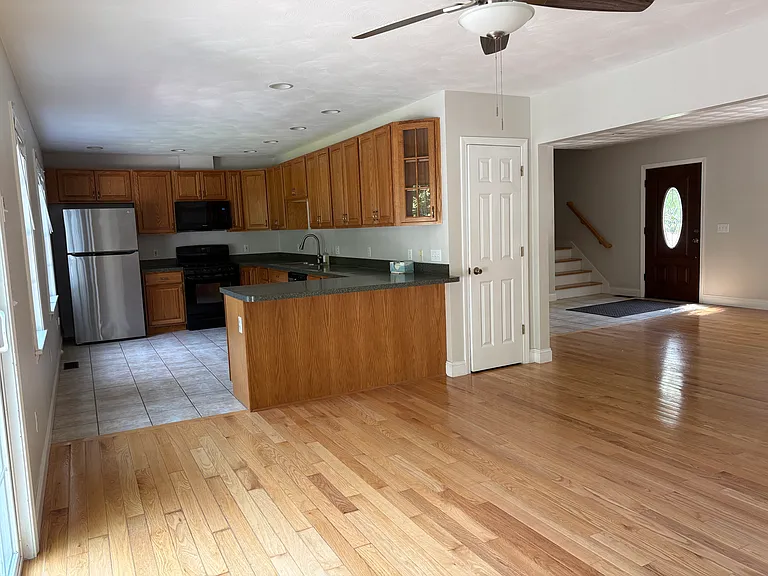 Dining area view to kitchen