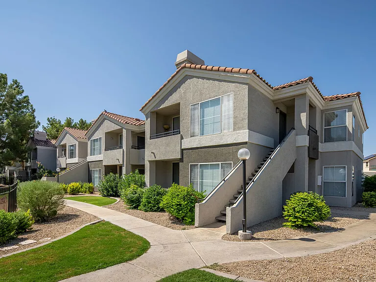 The Lakes at Arrowhead Ranch — Photo 13