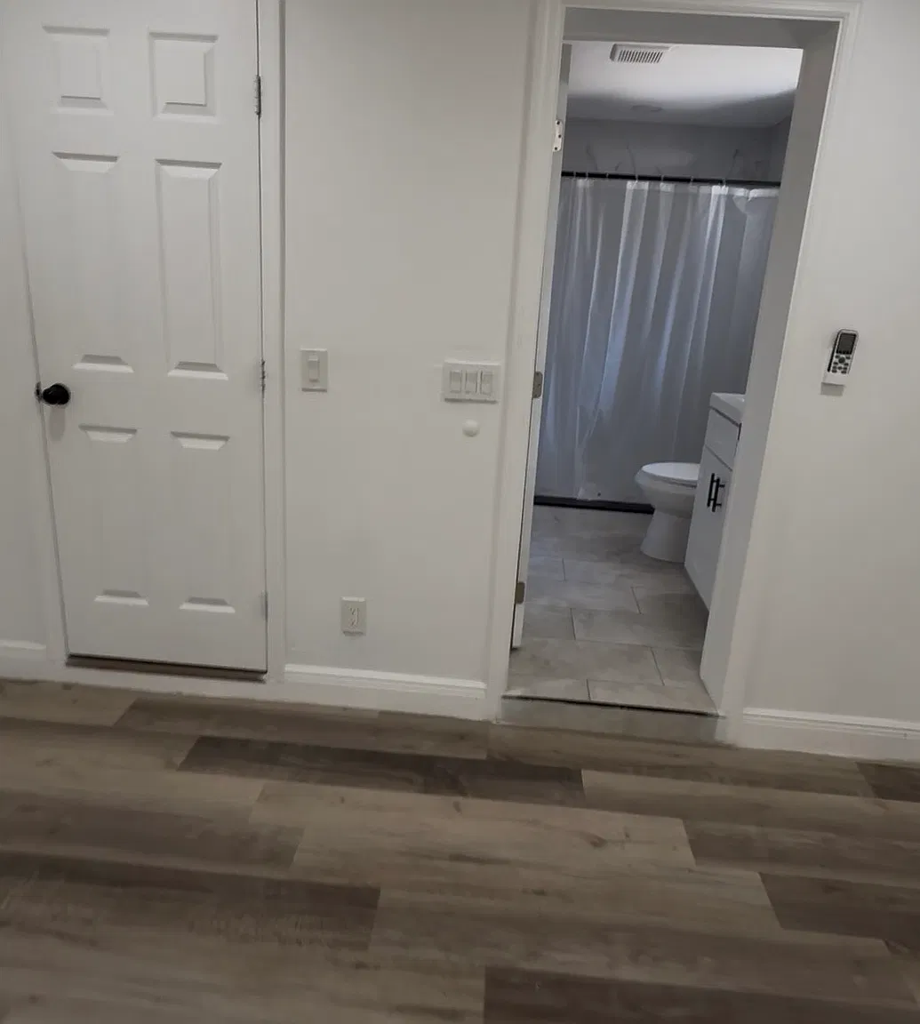 1 bed, 800 sqft, $1,200 — Photo 3