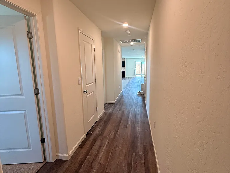 2225 Samuel St — Photo 15