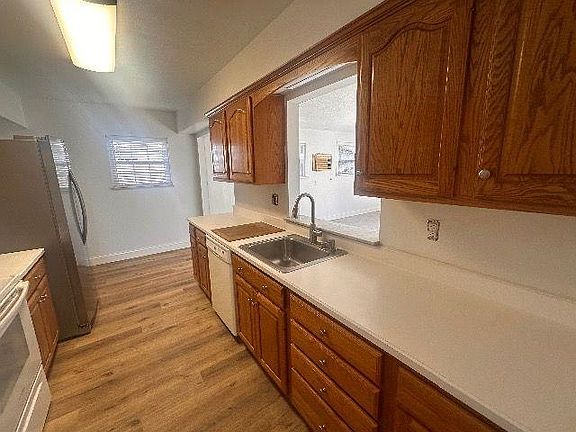 5th image of 5827 E Pea Ridge Rd