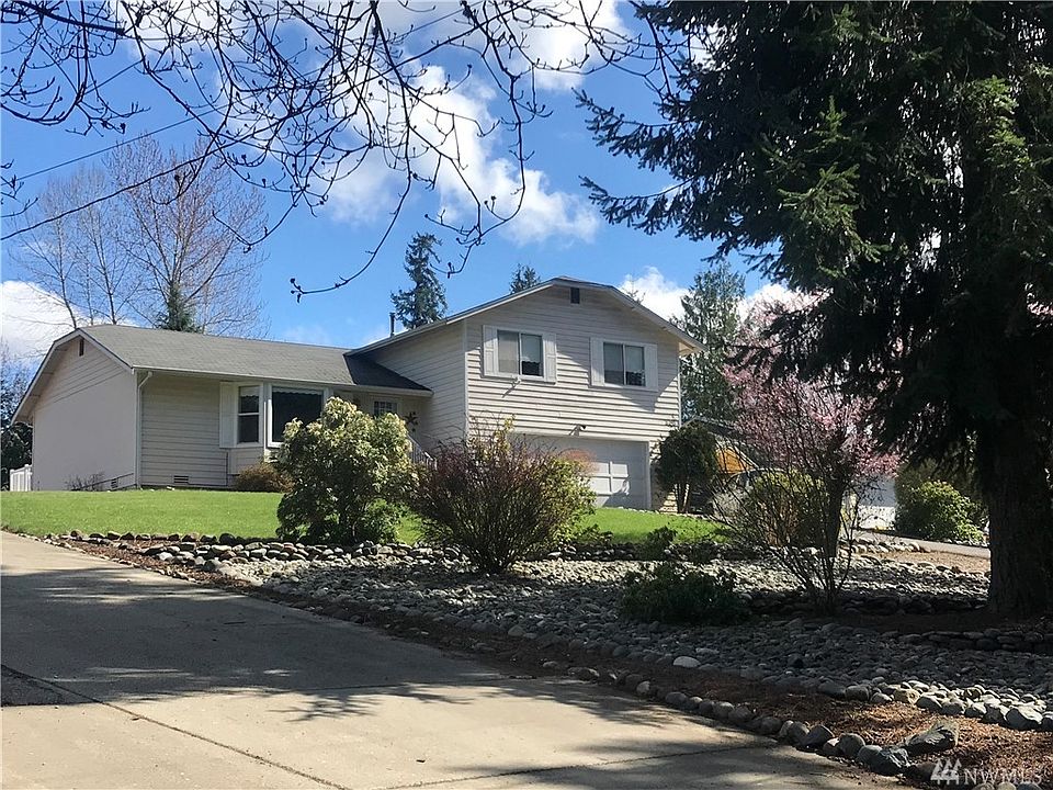 1st image of 7702 185th Ave E