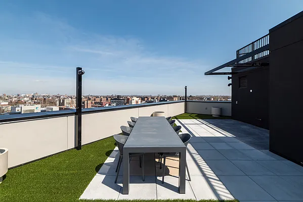 Rented by Key City Capital Inc | media 81