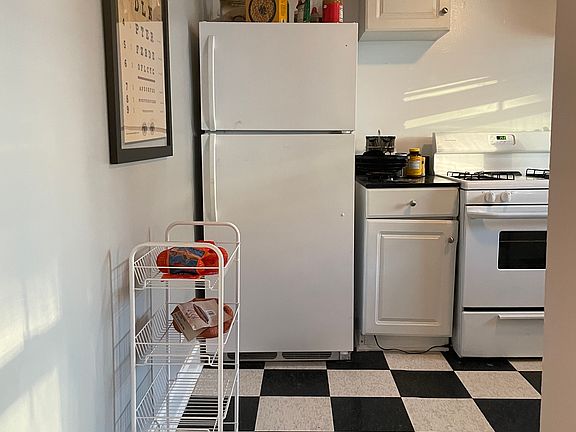 Classic checker floor!