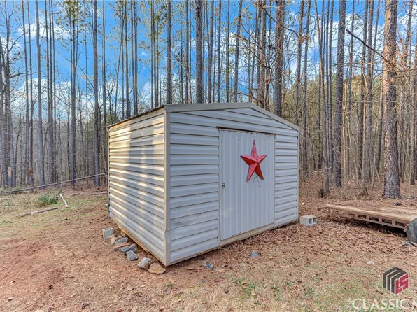 212 Bridges Drive, Winterville, GA 30683