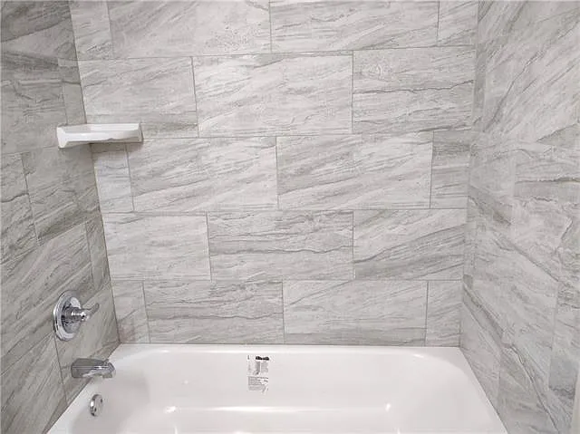 3611 Arizona Ave — Photo 16