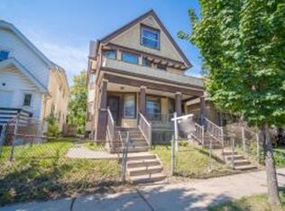 3713-3715 N Port Washington Rd #3713, Milwaukee, WI 53212